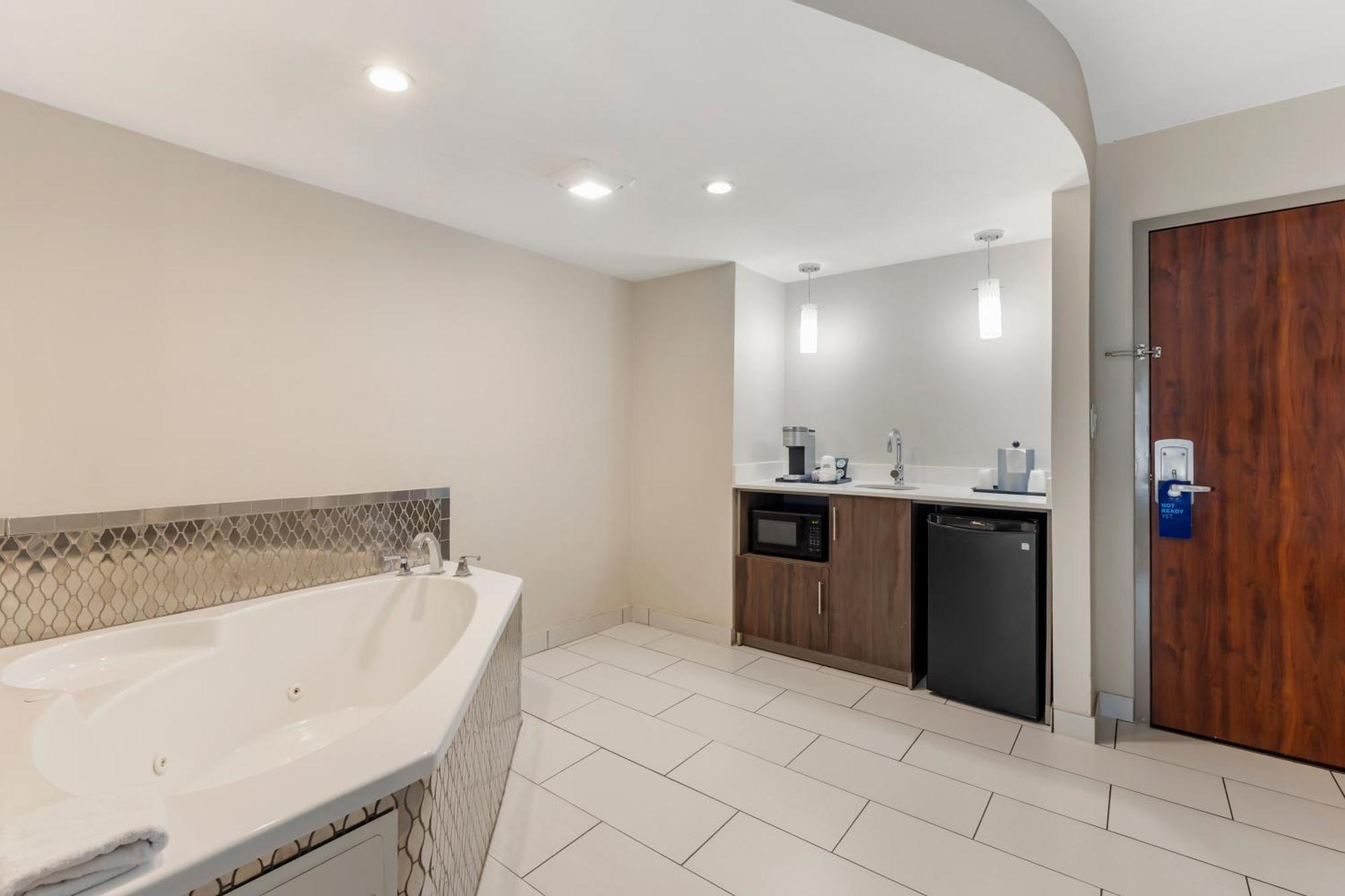 Holiday Inn Express & Suites Nashville Southeast - Antioch By Ihg Ngoại thất bức ảnh